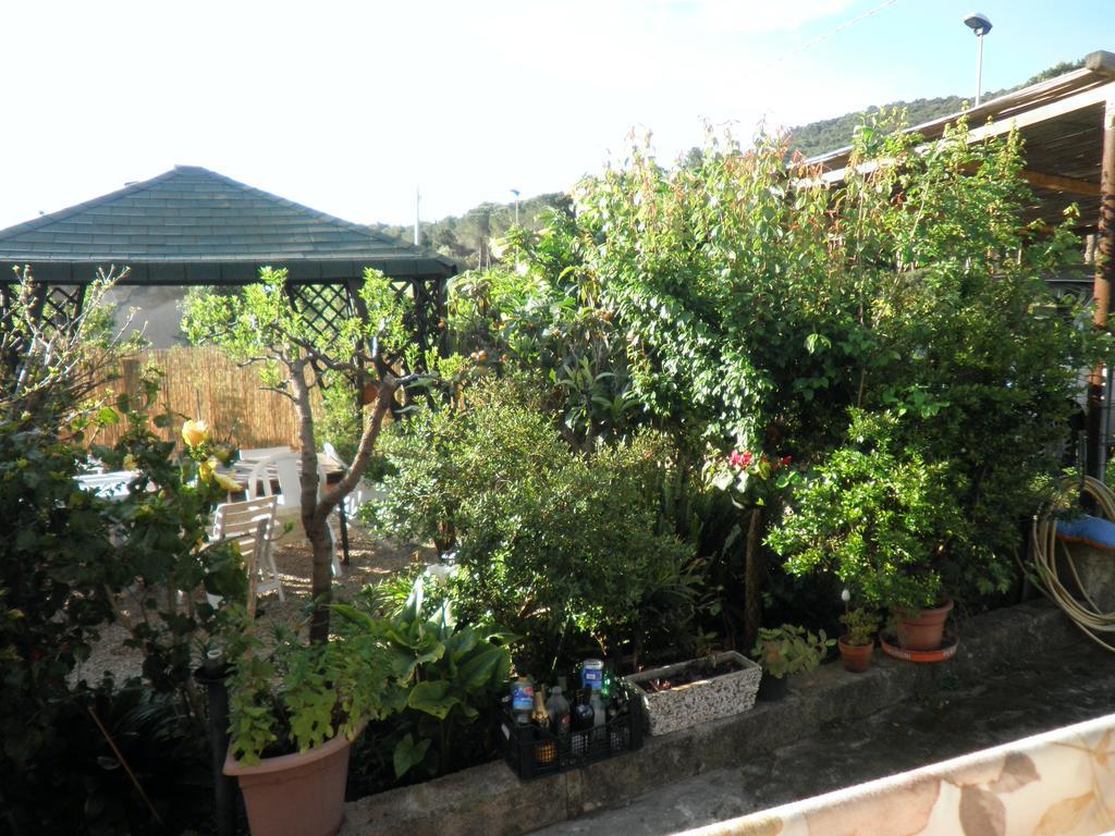 Appartamenti By The Hill Fertilia Chambre photo
