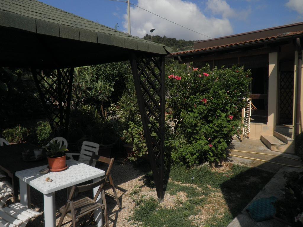 Appartamenti By The Hill Fertilia Chambre photo